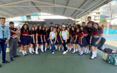 UVM participó en “Expo Carrera Ignacio Martín Burk” 