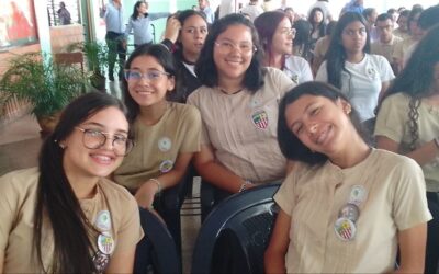 UVM estuvo presente en «Expo Carrera Colegio Monseñor Mejías»