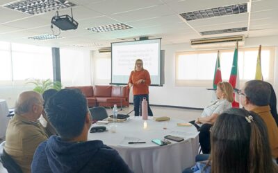 UVM impulsa el desarrollo nacional con foro de los 18 motores productivos