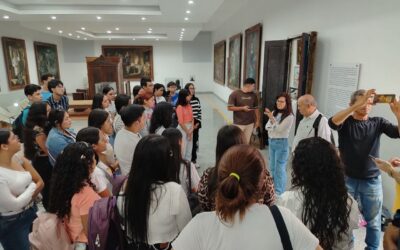 UVM conecta a sus estudiantes con el legado que cambia a Venezuela