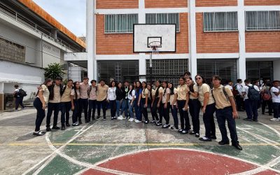 UVM presenta su oferta académica a estudiantes del Colegio Monseñor Mejías