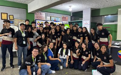 UVM despliega abanico de oportunidades académicas en Colegio República de Venezuela