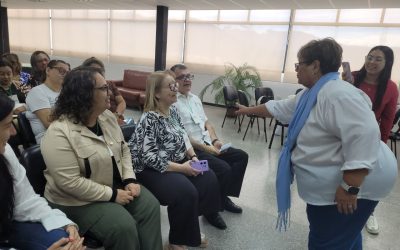 Taller de Comunicación Eficiente refuerza la cohesión y productividad del equipo del Vicerrectorado