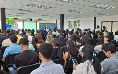 El Salón de la Trujillanidad retumbó con el Foro Constitucional 2026