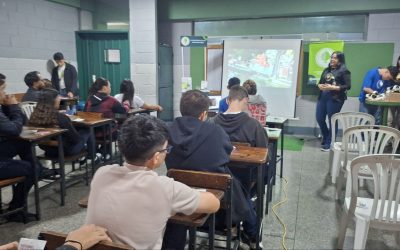 Estudiantes del Colegio República de Venezuela viven la experiencia UVM