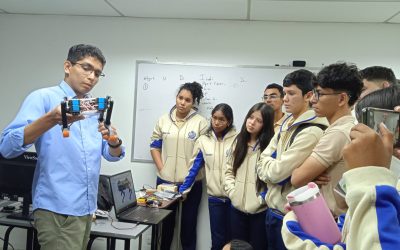 UVM abrió sus puertas a la Promo 35 del Colegio Perpetuo Socorro de Nueva Bolivia
